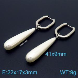 Stainless steel zero shape combined plastic pearl trendy silver earring - KE109078-Z