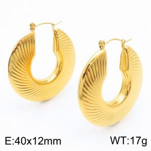 Fashionable and personalized stainless steel C-shaped striped earrings - KE112195-WGJD