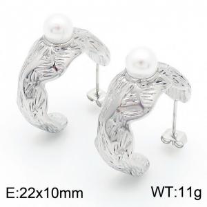 European and American fashion stainless steel creative wrinkle texture inlaid with a single pearl C-shaped opening charm silver earrings - KE112703-MZOZ
