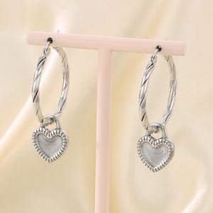 Fashionable and minimalist stainless steel heart-shaped round earrings for women - KE116120-Z